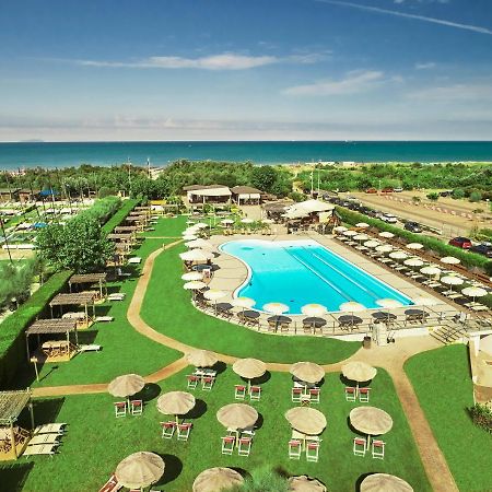 Oasi Del Mare Aparthotel Tirrenia Exterior foto