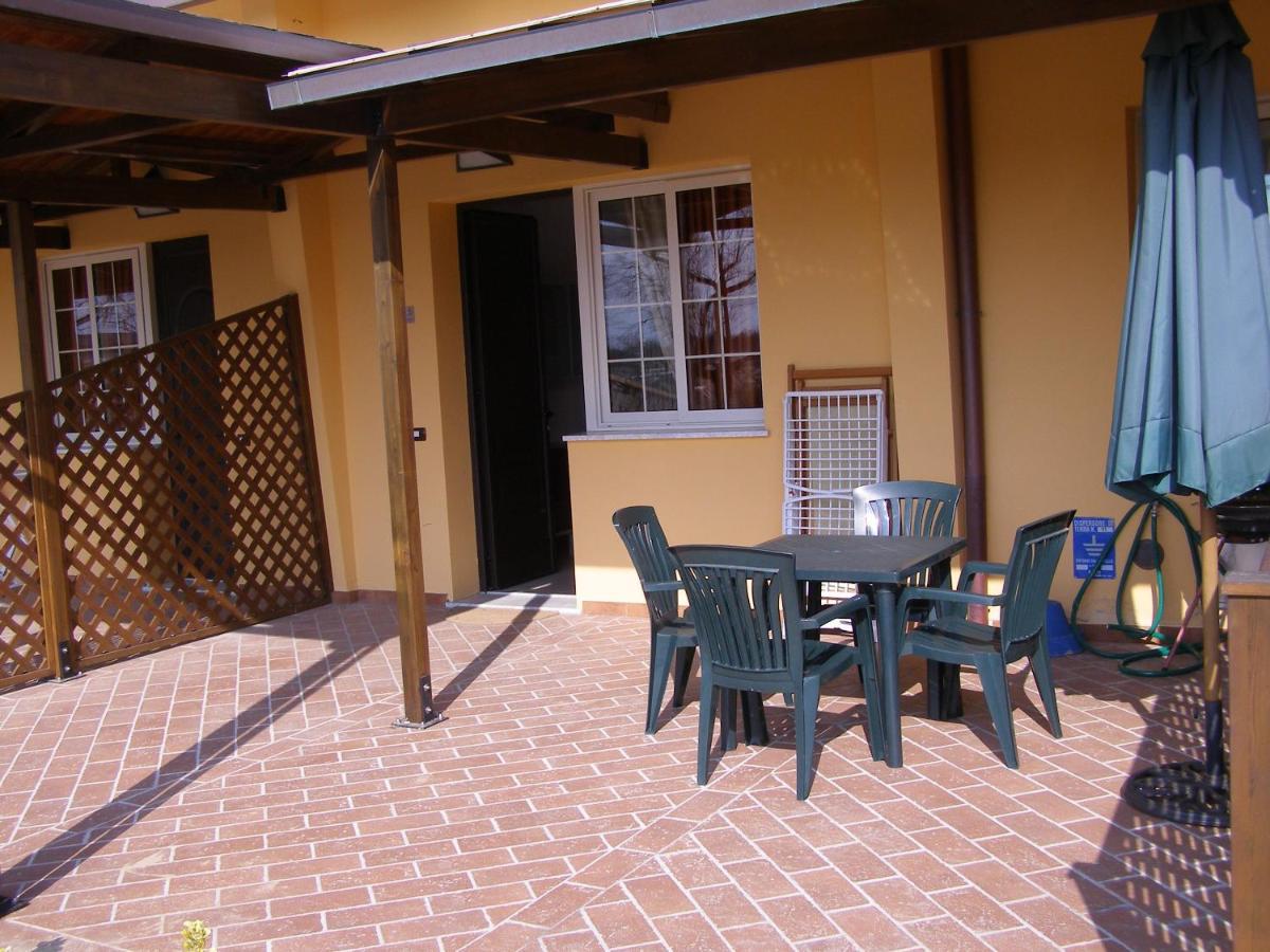 Oasi Del Mare Aparthotel Tirrenia Exterior foto
